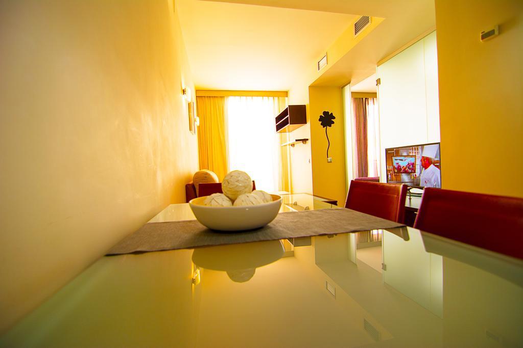 Dream Suites & Apartaments Almería Esterno foto