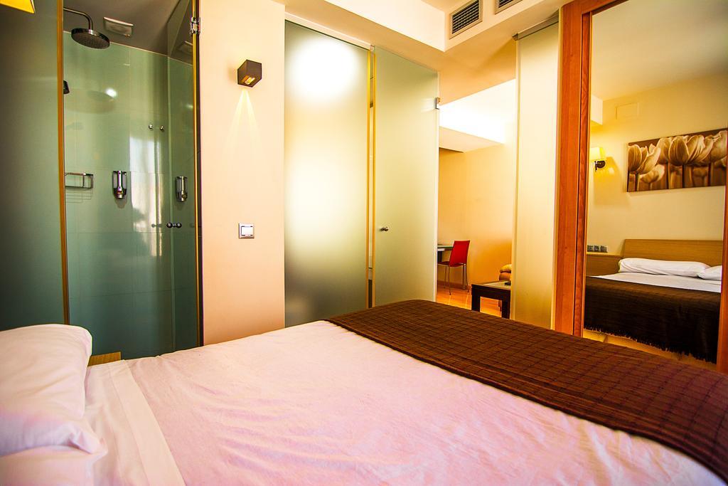 Dream Suites & Apartaments Almería Esterno foto